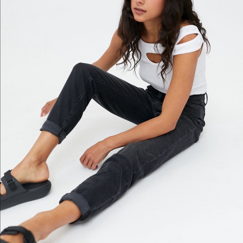 bdg black mom jean